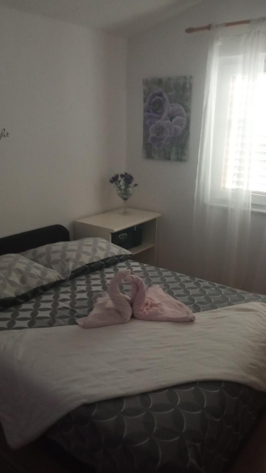 Maslina Apartment Jadrtovac Ngoại thất bức ảnh