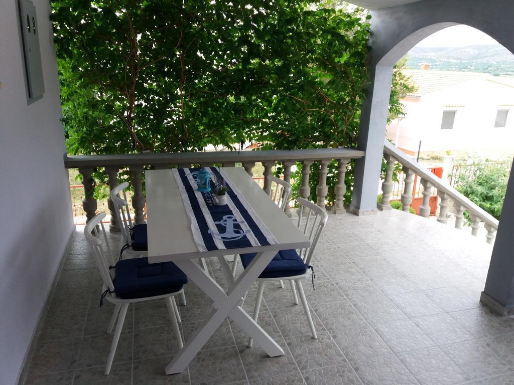 Maslina Apartment Jadrtovac Ngoại thất bức ảnh